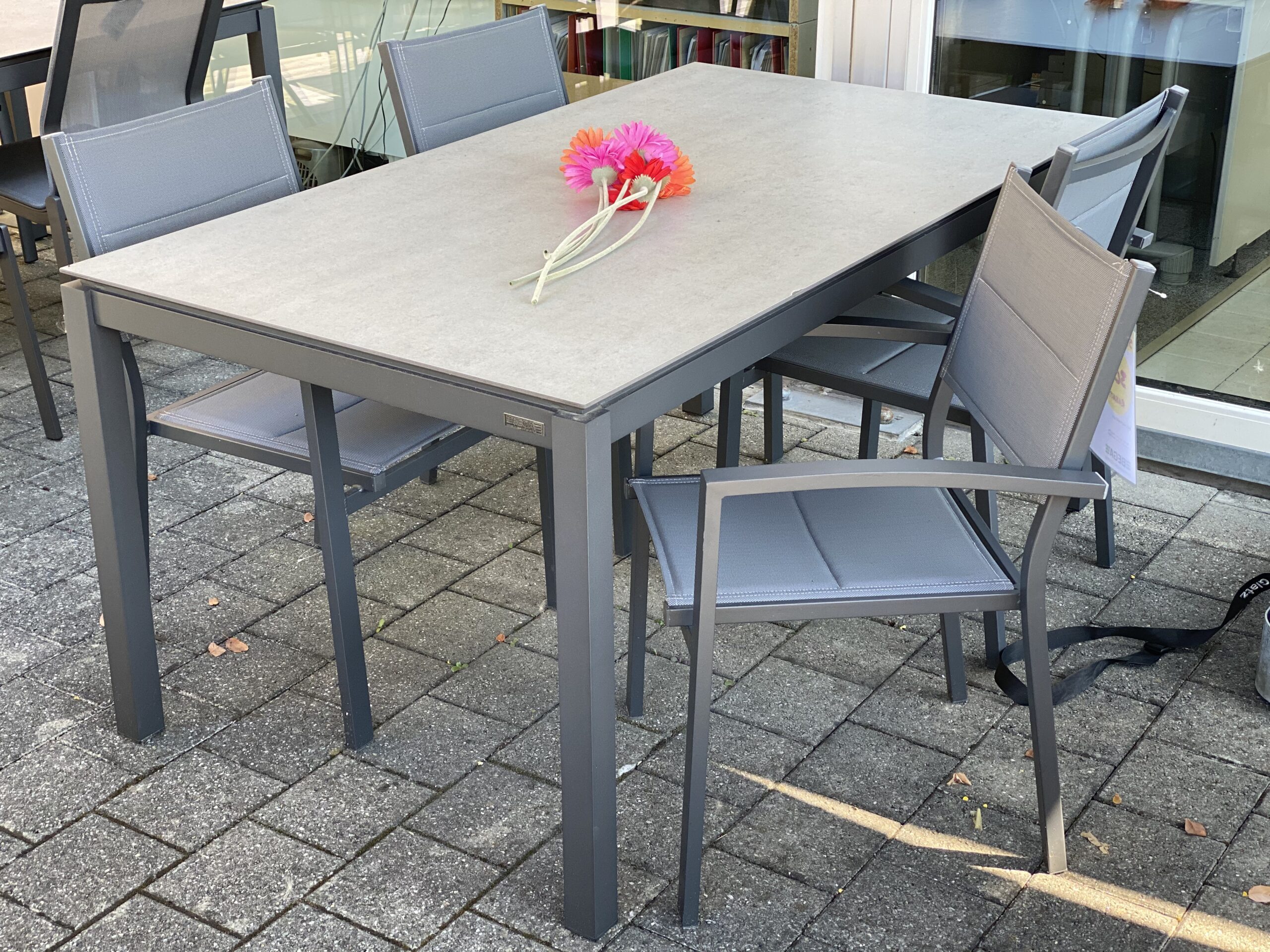 LUCIA Laminat Tisch mit Stühlen