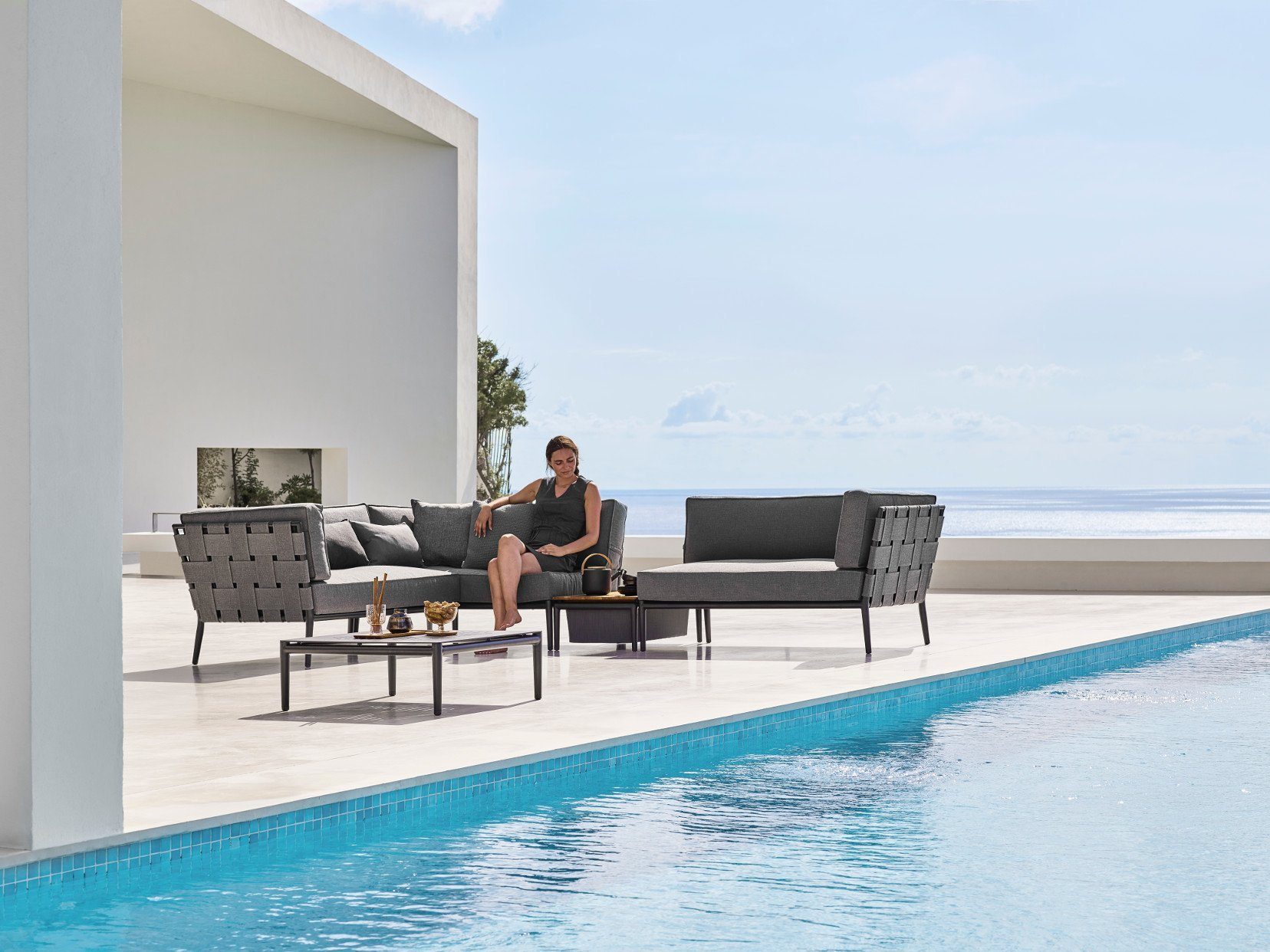 Cane-line CONIC Loungeset mit Loungetisch – Bild 4